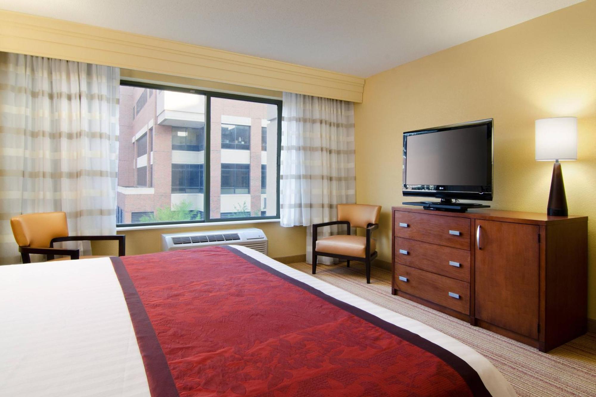 Courtyard By Marriott Downtown At Uab 3* Birmingham